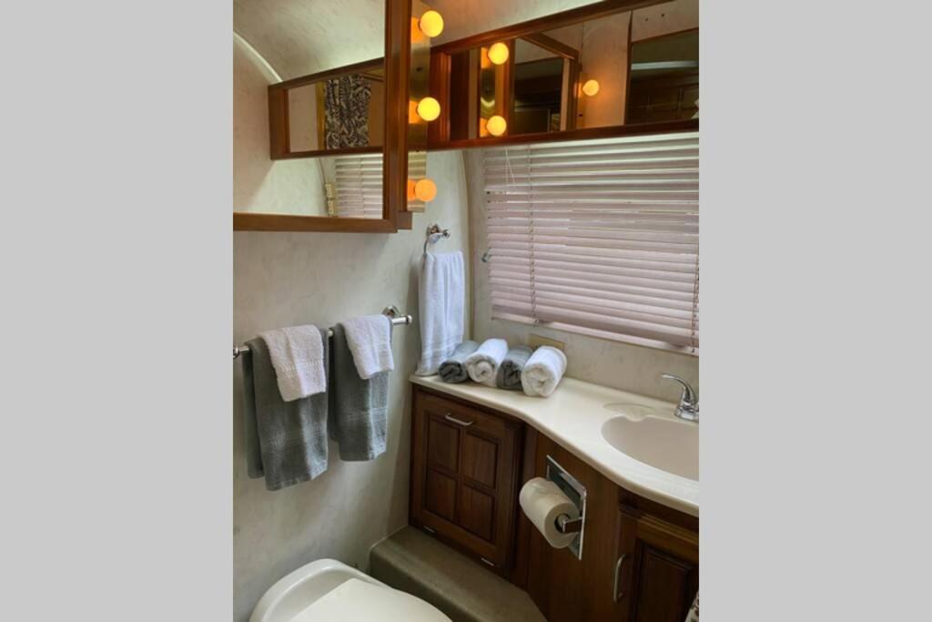 Beautiful Airstream, Beaufort Sc-Enjoy The Journey エクステリア 写真